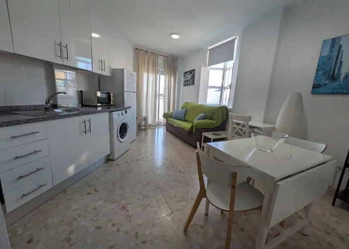 Charming Close To The And Centre Of Lägenhet Nerja