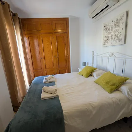 Charming Close To The And Centre Of Apartment Nerja