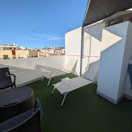 Apartment Charming Close To The And Centre Of *