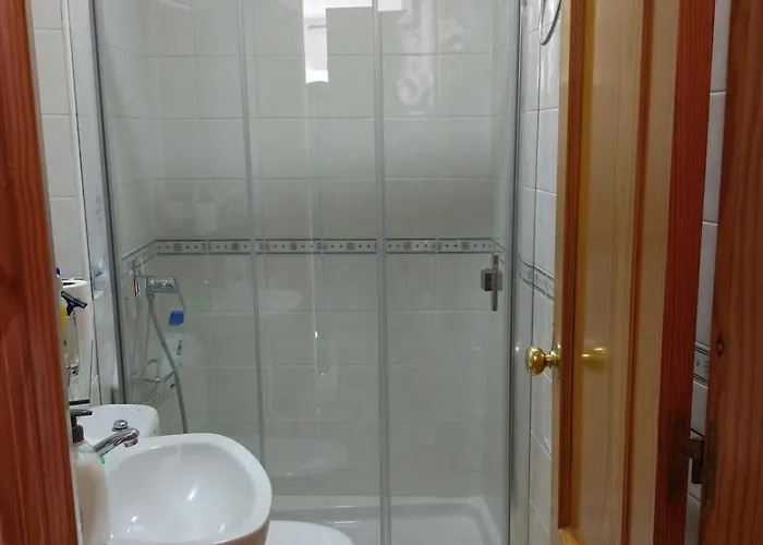 Апартаменты Charming Close To The And Centre Of *